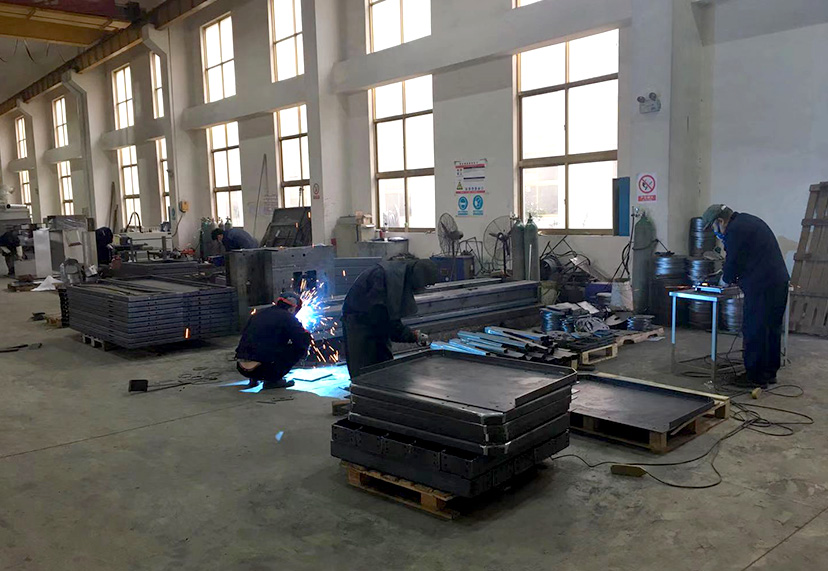 生產(chǎn)車(chē)間